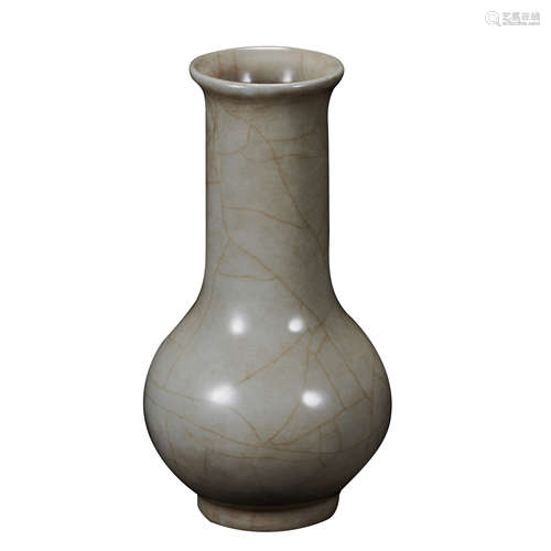 CHINESE CELADON VASE