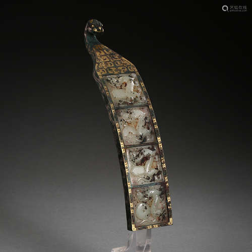 CHINESE BELT HOOK INLAID WITH GOLD, SILVER AND HETIAN JADE, WARRING STATES PERIOD