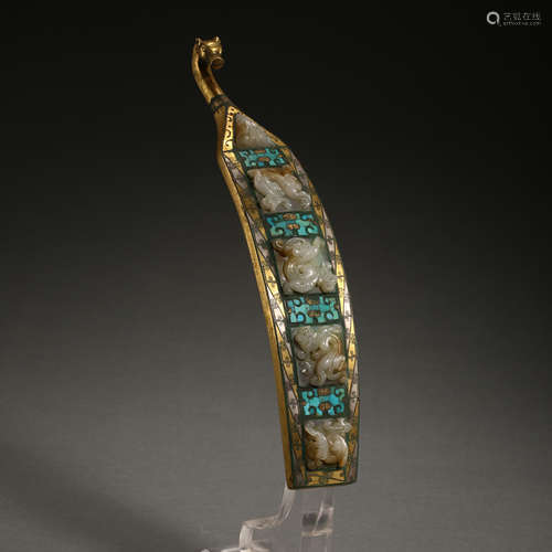 CHINESE BELT HOOK INLAID WITH GOLD, SILVER AND HETIAN JADE, WARRING STATES PERIOD