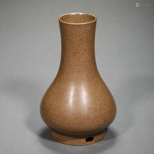 CHINESE CELADON VASE