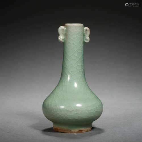 CHINESE LONGQUAN AMPHORAE, SONG DYNASTY