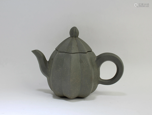 Chinese Zisha Teapot