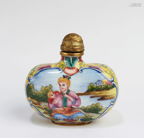 An Enamel Snuff Bottle