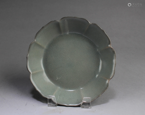 Chinese Ruyao Plate