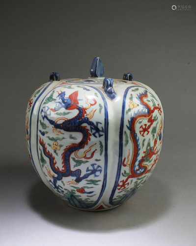 Chinese Wucai Porcelain Jar