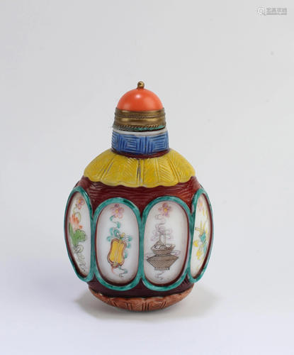 Chinese Peking Glass Snuff Bottle