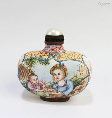 An Enamel Snuff Bottle