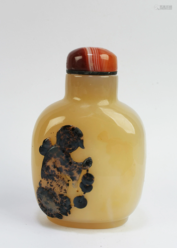 Chinese Agate Snuff Bottle