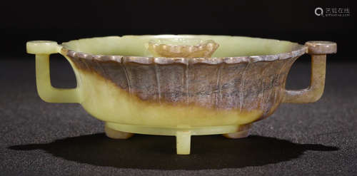 HETIAN JADE CARVED INCENSE HOLDER