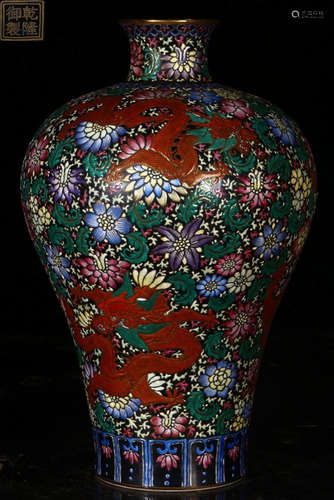 QIANLONGYUZHI MARK ENAMELED GLAZE VASE