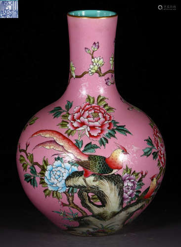 DAQINGQIANLONGNIANZHI MARK ENAMELED GLAZE VASE