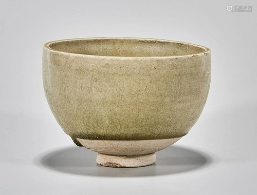 Chinese Celadon Glazed Porcelain Bowl