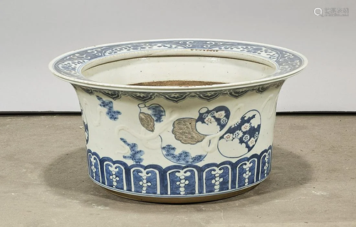 Chinese Blue and White Porcelain Jardiniere