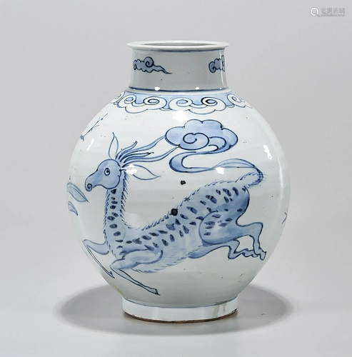 Chinese Blue and White Porcelain Vase