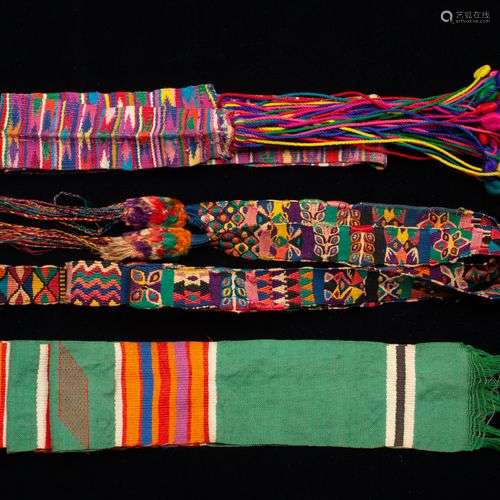 Lot de tissus ethnographiques Bolivie, Pérou, XIX…