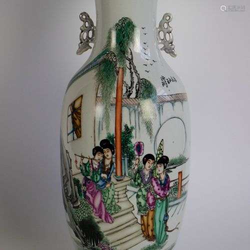 Chinese vase 19th