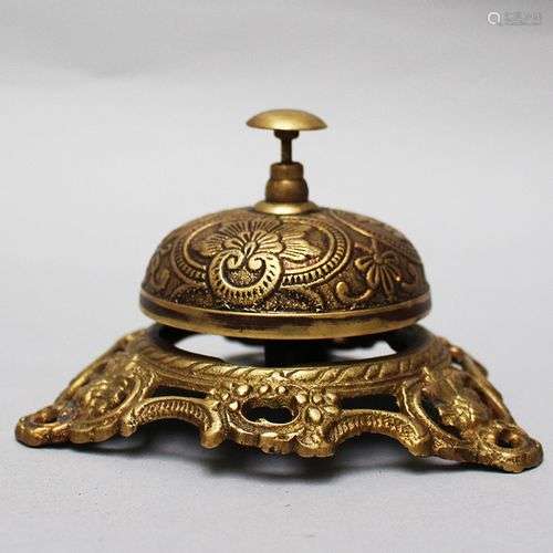 Reception bell , bronze 20 th Century. 8 cm height