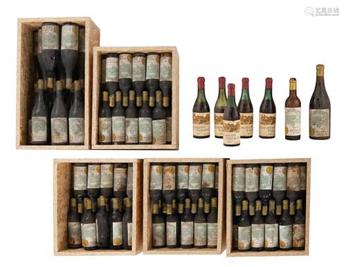 A series of J. Vandermeulen - DecanniŠre (Ostend - Belgium) bottled wines, 17 standard bottles Musca