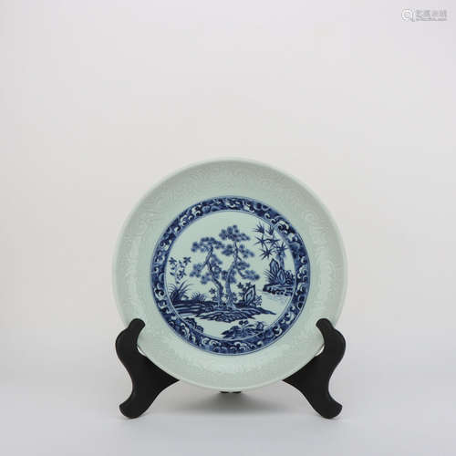 A BLUE AND WHITE BAMBOO&PINE&PLUM BLOSSOM PORCELAIN PLATE