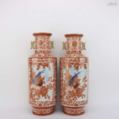 A PAIR OF IRON RED GILT-INLAID FLOWER&BIRD PATTERN PORCELAIN VASE