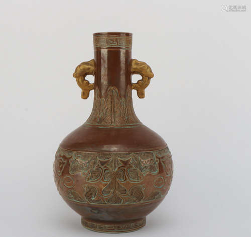 A BRONZE COLOR PAINTED PORCELAIN VASE