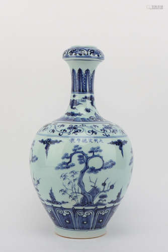 A BLUE AND WHITE BAMBOO&PINE&PLUM BLOSSOM PORCELAIN VASE