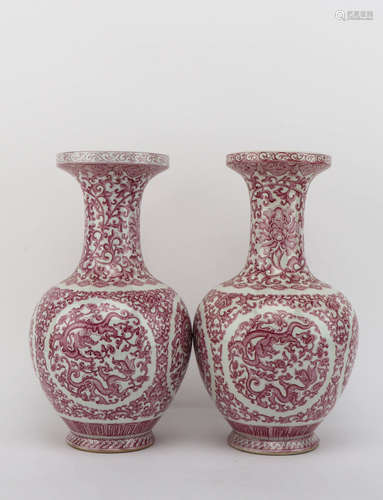 A PAIR OF CARMINE RED DRAGON PATTERN PORCELAIN VASE