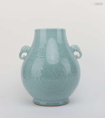 AN AZURE GLAZE PORCELAIN ZUN VASE