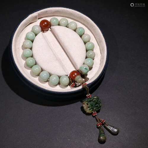 A JADEITE BEADS PRAYER BEADS