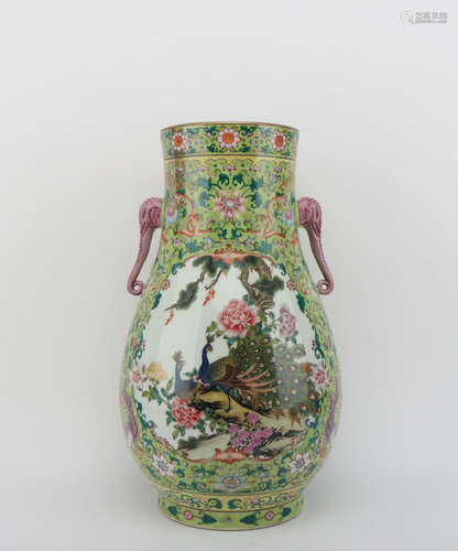 AN ENAMEL FLORAL PEACOCK PATTERN PORCELAIN TRUNK EARS ZUN VASE