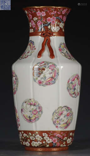 DAQINGQIANLONGNIANZHI MARK FAMILLE ROSE GLAZE VASE