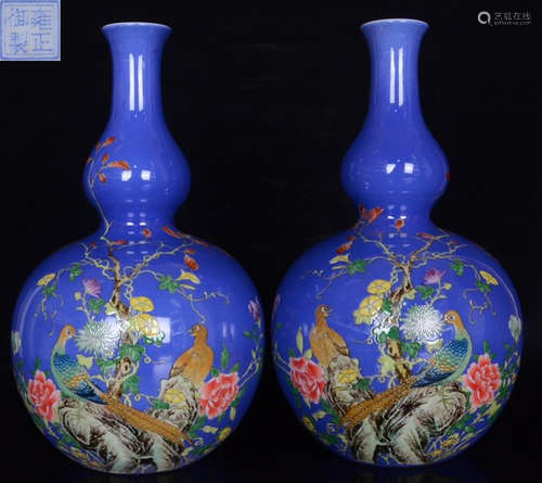 PAIR OF YONGZHENG MARK ENAMELED GLAZE VASE