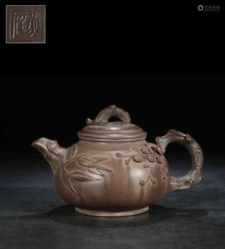 YANTING MARK ZISHA CARVED POT