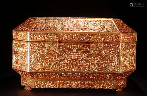 GILT BRONZE BOX CARVED WITH BEAST PATTERN