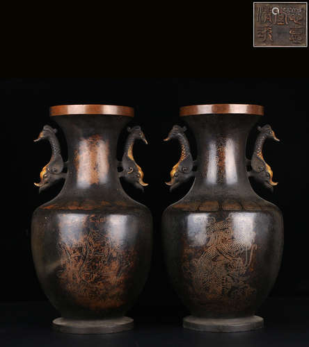 PAIR OF COPPER VASE CARVED WITH DRAGON AND PHOENIX