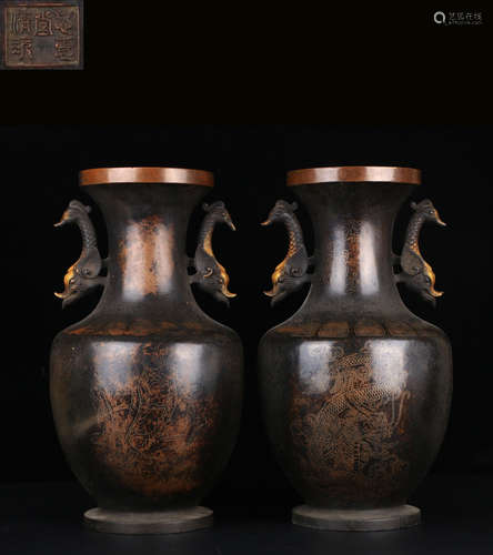 PAIR OF COPPER VASE WITH BEAST EARS