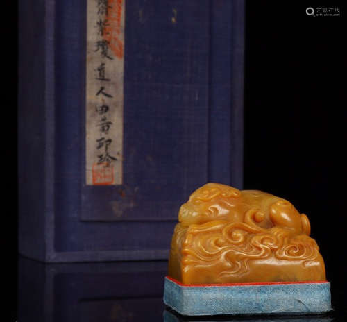 TIANHUANG STONE SEAL CARVED WITH BEAST