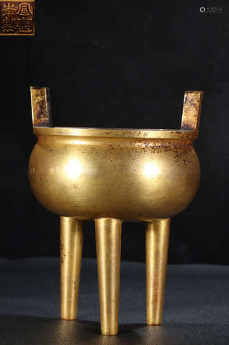 XUANDENIANZHI MARK GILT BRONZE CENSER