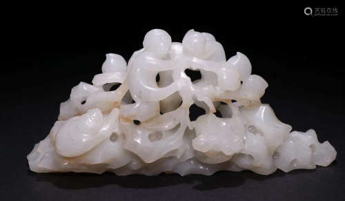 HETIAN JADE PENDANT CARVED WITH MONKEY&PEACH