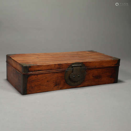 A FRAGRANT ROSEWOOD RECTANGLE JEWELRY BOX