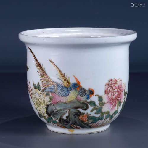 A Famille Rose Bird and Flower Porcelain Flowerpot 20th century