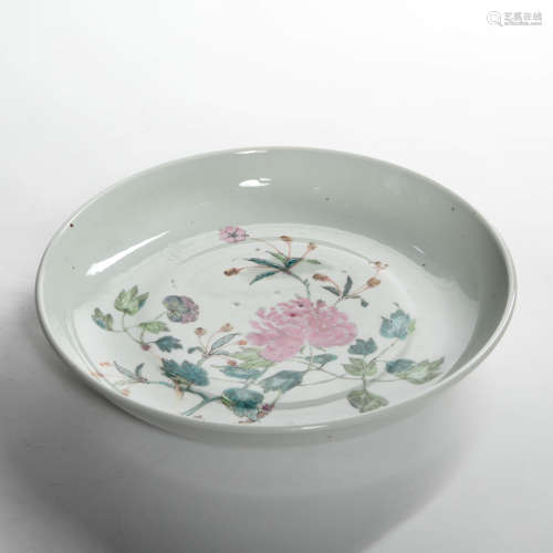 A Famille Rose Floral Porcelain Plate