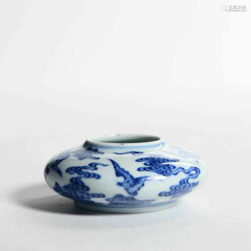 A Blue and White Cloud Bat Water Pot