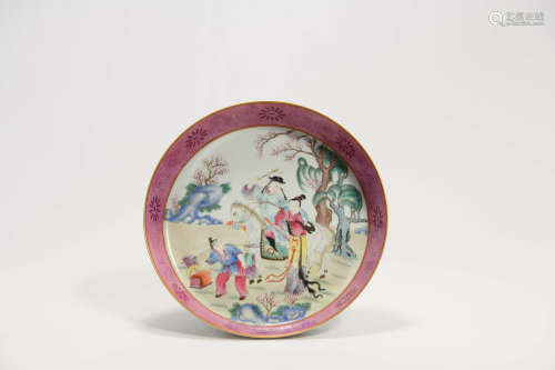 A Famille Rose Figure Porcelain Dish