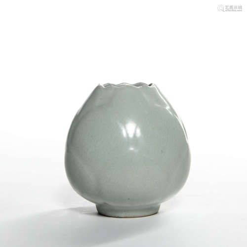 A Celadon Glazed Waterpot