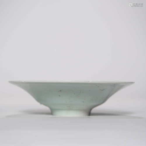 A lobed Light Celadon Glazed Porcelain Dish