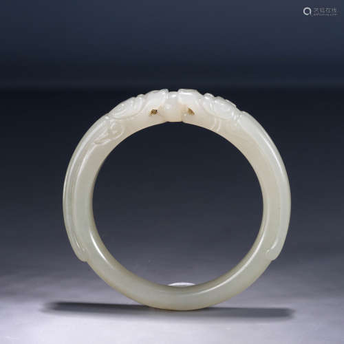 A Carved Hetian Jade Bracelet