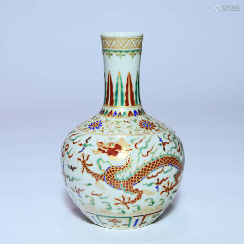 A Famille verte Dragon Porcelain Vase