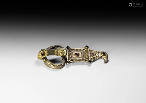 Gothic Gilt Silver Raven-Headed Buckle