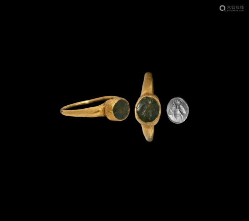 Roman Gold Ring with Artemis Bee Gemstone